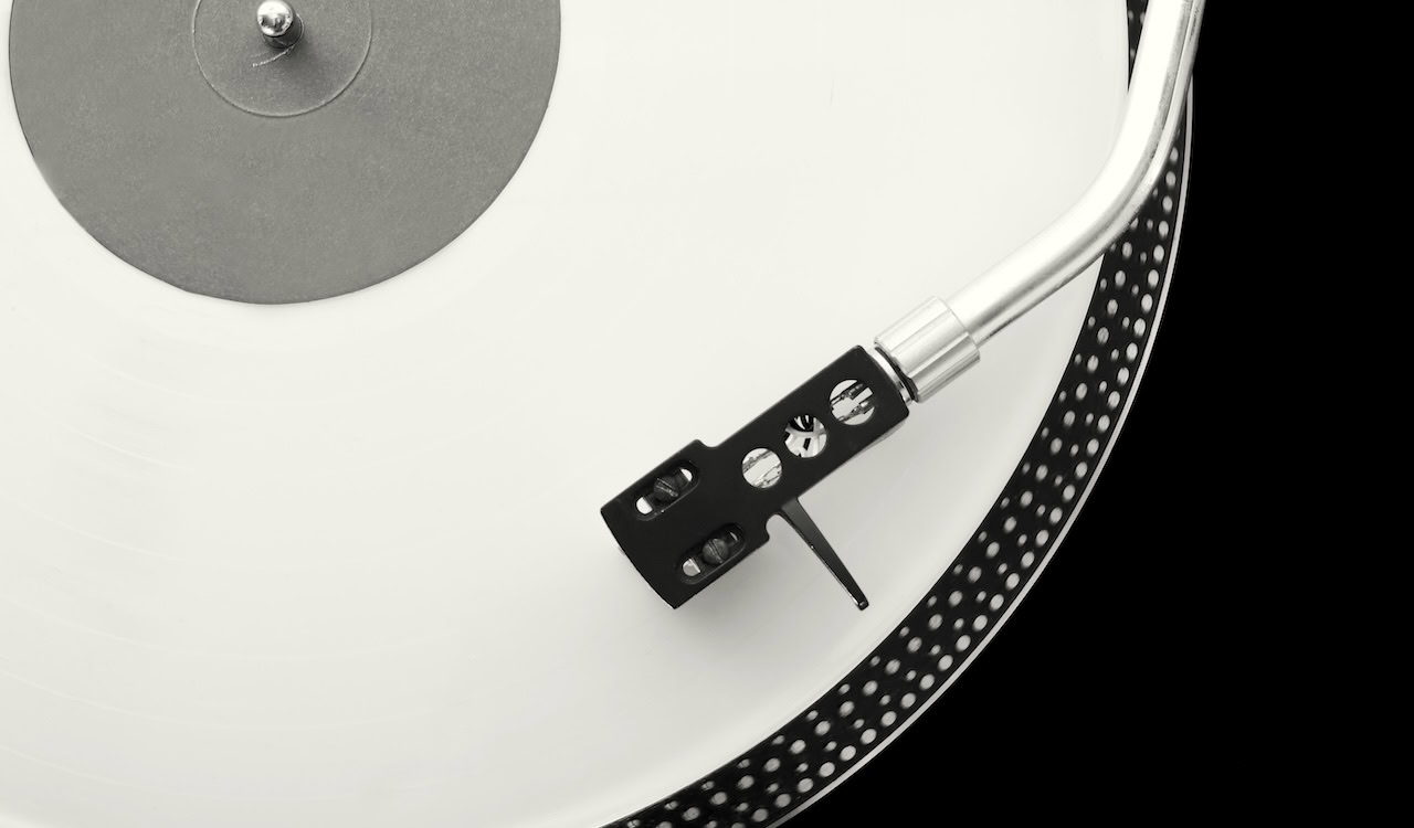 Why Minimal Techno and Minimal House Are So Addictive